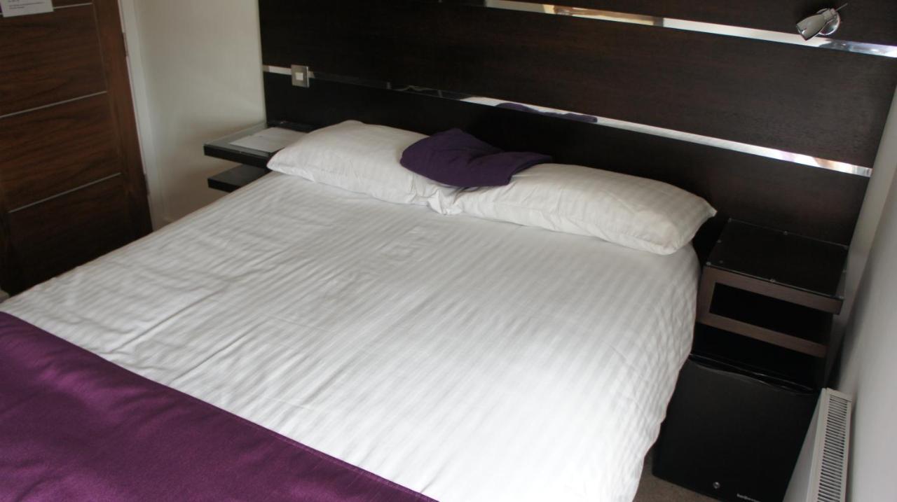 Rooms At The Inn Retford Exterior photo